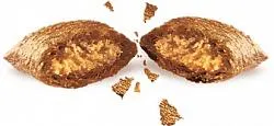 Dreamies Ласощі для котів подушечки з лососем